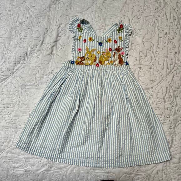 Baby Boden Seersucker Embroidered Bunny Pinnie Size 18-24m - Picture 2 of 5